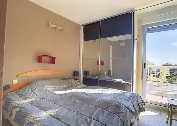 Appartamento Bel F2 Avec Garage, Proche Et Port, Grande Terrasse Ensoleillée - Fr-1-715-80 *