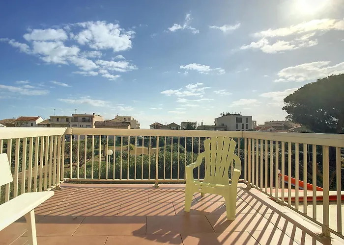 Appartamento Bel F2 Avec Garage, Proche Et Port, Grande Terrasse Ensoleillée - Fr-1-715-80 *